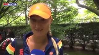 Tennis  RolandGarros  exploit de Mladenovic  2705 [upl. by Netnerb]