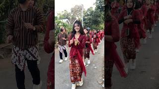 KEBAYA MERAH yang satu ini MENING alodimu karnaval [upl. by Childs255]