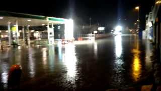 Whyteleafe  Godstone Road Flood Friday 14th Feb 2014 [upl. by Inavoy]