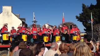 Pomélé Batucada au Carnaval de Fréhel [upl. by Ashti]