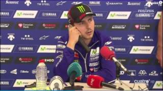 Jorge Lorenzo se entera del fallecimiento de Luis Salom durante la rueda de prensa [upl. by Sirovaj]