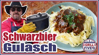 Schwarzbiergulasch aus dem Dutch Oven  One Pot mit Bier amp Fleisch  Schwarzbier Gulasch Rezept 🍺🥘🤠 [upl. by Cope976]