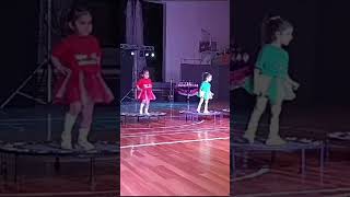 comodororivadaviachubut baile comodororivadavia chubut Primer puesto jumping babys [upl. by Atnohsal]