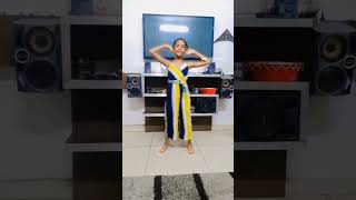 Pucho na Pucho mujhe kya hua h❤️🥰 dancecover trendingshorts [upl. by Asseniv]