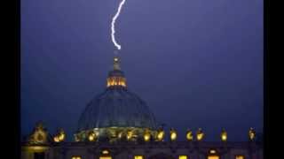 Lightning Strikes St Peters Basilica [upl. by Nancie]