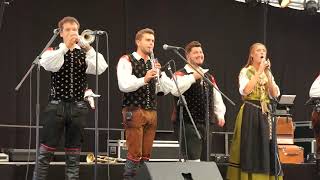 Sašo Avsenik amp seine Oberkrainer  TIroler Polka Karpfhamer Fest 2023 [upl. by Silvers]