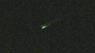 Meteor  Doomsday Halleys Comet Shower  Over Worthing UK [upl. by Arlen427]