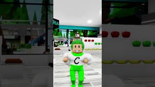 RAGAZZO POVERO RISCHIA ALLA LOTTERIA SU ROBLOX 😱 roblox [upl. by Corsetti48]