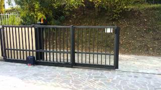 CENTROMATI  Terni Cancello scorrevole telescopico BFT Deimos Ultra BT A400Telescopic sliding gate [upl. by Robyn469]