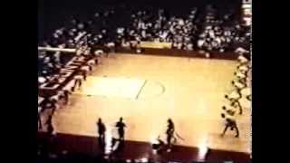 1975 Minnesota Gophers Basketball Warm Up [upl. by Vtarj]