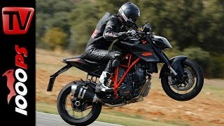 KTM 1290 Super Duke R  Racetrack Test [upl. by Yenattirb]