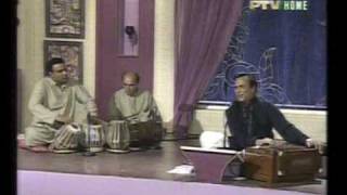 Feroz Akhter singing quotKajariaquotmp4 [upl. by Rawde]