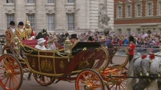 Royal procession Queen travels by horse and carriage through the streets of London [upl. by Nnayar]