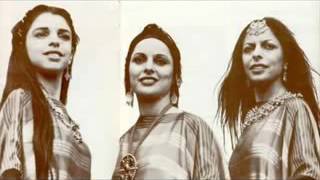 Algerie ancien chant kabyle group djurdjura YouTube [upl. by Eseer]