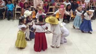 Bailable quotDanza De Los Viejitosquot [upl. by Oedama905]