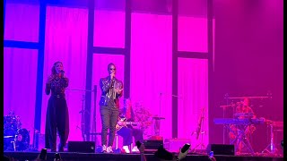 LEJ  Milliards de roses feat Youssoupha  Concert live Paris Olympia 240921 [upl. by Maryl]