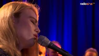 Freya Ridings  Lost Without You Live at Radio Eins [upl. by Kunkle]