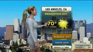 Cristina Blackwell 20121012 ¡Despierta América HD Grey dress [upl. by Idnek757]