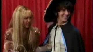 Hannah Montana stars singing [upl. by Inoek]