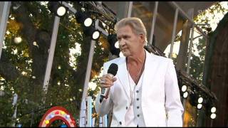 Johnny Logan  Hold Me Now  live [upl. by Leynwad]