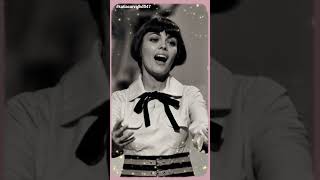 Mireille Mathieu Mille Colombes [upl. by Atilef]