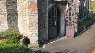 Rik Mayalls Resting Place Dittisham Devon [upl. by Enawtna96]