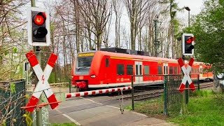 Vogelsang Railway Crossing Cologne [upl. by Nichy]