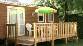 Camping La Serraz in Lac dAnnecy HauteSavoie in Frankrijk  Eurocampnl [upl. by Wennerholn]