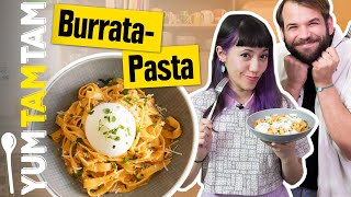 BurrataPasta  Mit Paprikasoße  yumtamtam [upl. by Ellenahc]