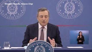 Quirinale Draghi risponde infastidito «Sempre la stessa domanda non sono la persona giusta a [upl. by Annoek121]