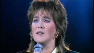 Juliane Werding  Stimmen im Wind quotSilvester Wunschkonzertquot 31121987 [upl. by Kirenoj905]