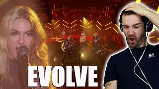 EVOLVE The Warning Reaction Live on The 2023 MTV Video Music Awards [upl. by Willamina366]