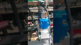 Using the Hydac prop box to test a Rexroth servo valve [upl. by Richara]