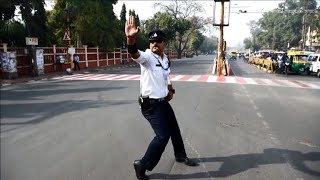 Indias moonwalking traffic cop turns heads [upl. by Caz]