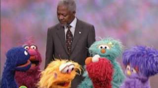 Sesame Street Kofi Annan Helps Monsters Sing the Alphabet Together [upl. by Rhett807]