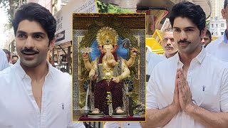 Heeramandi Actor Taha Shah Badussha Reaches Lalbaugcha Raja To Seek Blessings From Ganpati Bappa [upl. by Eerahs]