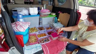 WARUNG MOBIL  JUALAN NASI KUNING PADANG DAN ANEKA LAUK COCOK BUAT SARAPAN  INDONESIAN STREET FOOD [upl. by Doowron490]