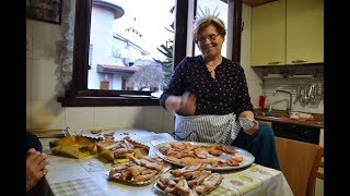 LE CHIACCHIERE  RICETTE DELLA NONNA MARIA [upl. by Leamse]