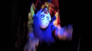 Fearscapestudios com Halloween Animatronics CD525 CLOWN DROPPER FLAILER [upl. by Ahseuqram547]