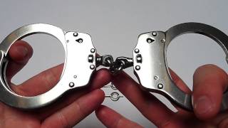 Nordhandel Stainless Steel NIJ Approved Handcuffs [upl. by Citarella144]