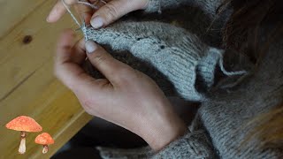 Keeping my hands warm while knitting a beautiful free knitting pattern [upl. by Zacherie]