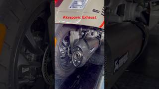 Vespa GTV HPE Standard Vs Akrapovic Exhaust akrapovic vespa vespagts [upl. by Aevin940]