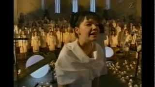 Björk  Anchor Song Live wThe Europe Choir [upl. by Annora891]