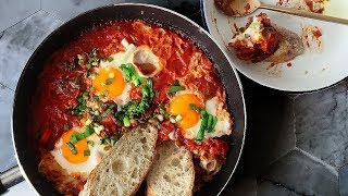 Simple Shakshuka  Eggs in Hell [upl. by Isolt]