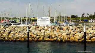 Yachthafen Grömitz Hafen hinaus Fahrt segeln auf der Ostsee [upl. by Everara475]