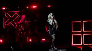 Avril Lavigne  Losing Grip  PNC Music Pavilion  Charlotte NC 090124 [upl. by Nohsauq]