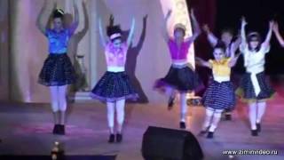 Boogie Woogie dancing kids Танцуют дети Буги Вуги Стиляги 子どもたちの踊りに 부기 우기 布吉伍吉 ziminvideo [upl. by Hittel]