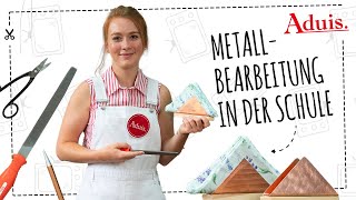 Metallbearbeitung in der Schule  Metall sägen bohren schneiden biegen schleifen entgraten [upl. by Leatri272]