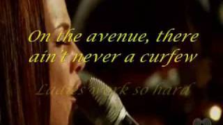 Alicia Keys  Empire state of Mind  Part II Lyrics live [upl. by Eduj]