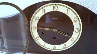 Kienzle Westminster mantel mantle Clock Junghans Hermle Mauthe era CHIME [upl. by Aenotna967]